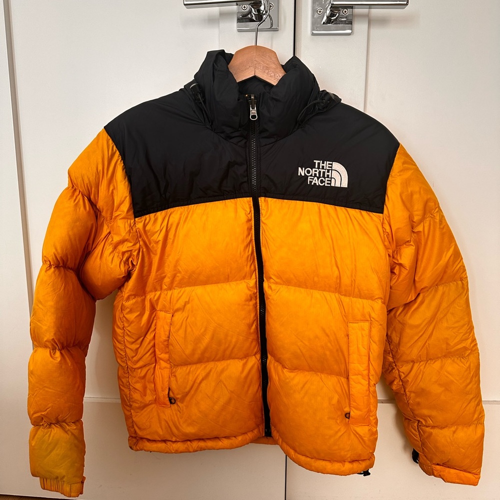 north face women’s nuptse puffer jacket